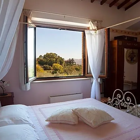 L' Antica Fonte Bed & Breakfast 4*
